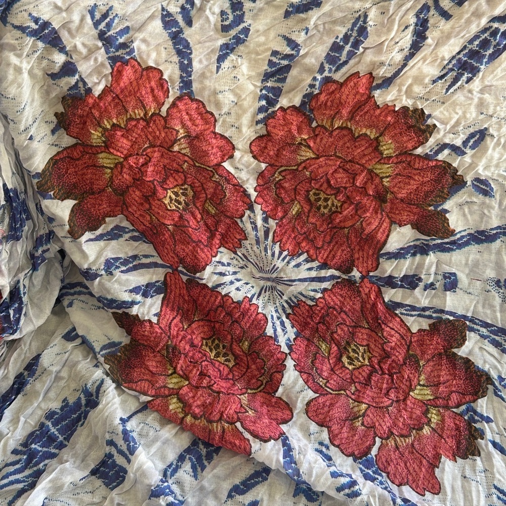 Luxurious cashmere blend scarf